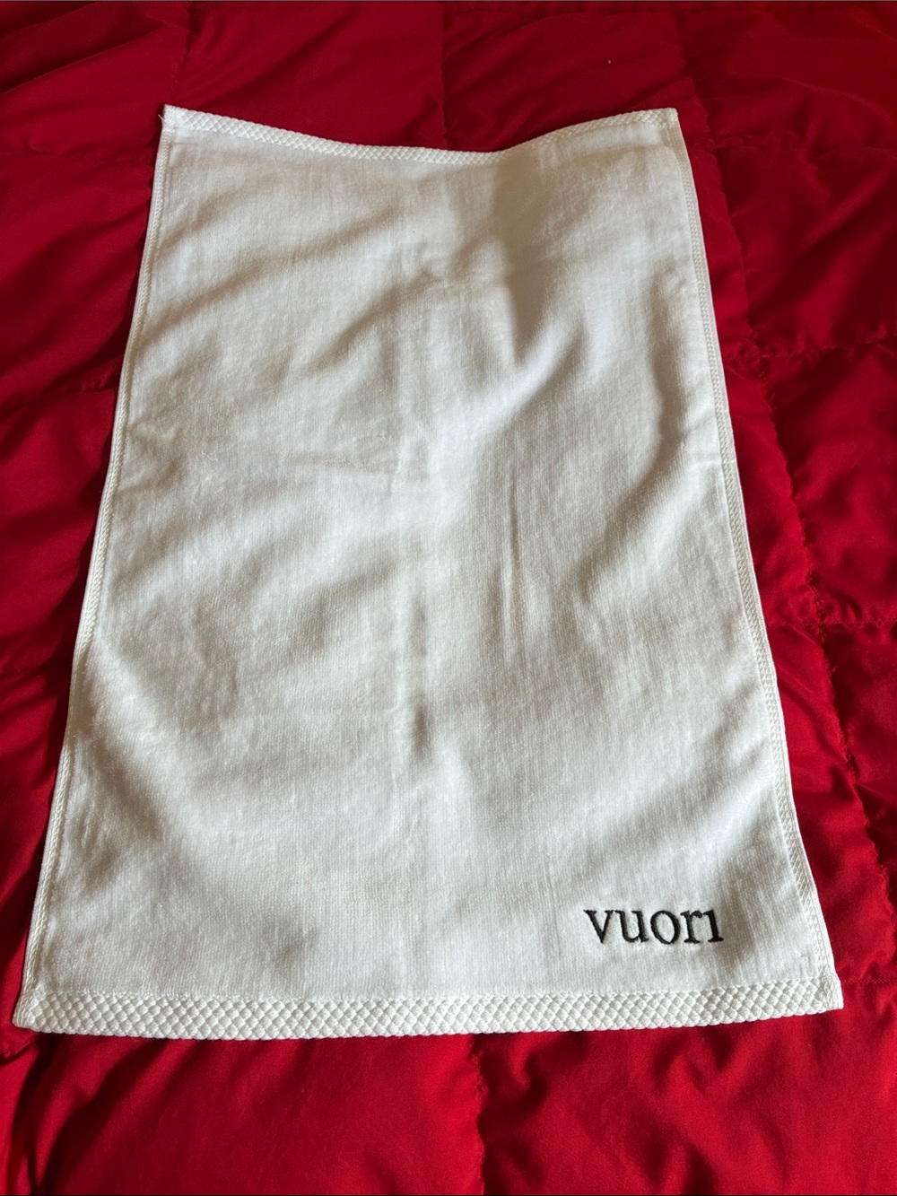 NWOT Vuori Embroidered White Hand Towel 100% Cotton
